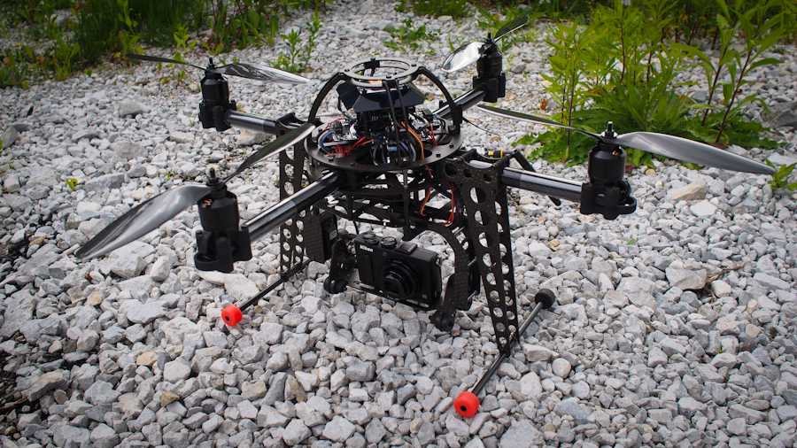 Very mobile quadrocopter